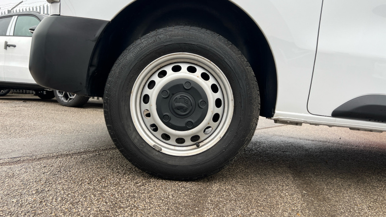 Vauxhall Vivaro L1 Diesel 2900 1.5d 100PS Dynamic H1 Van